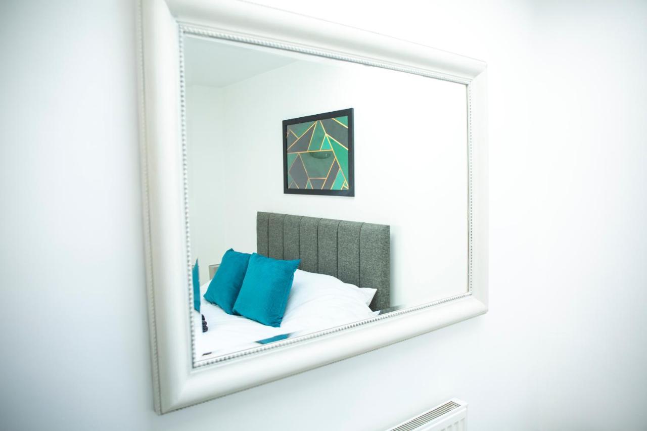 Modern Townhouse Apartment With Free Parking And Wifi Stratford-upon-Avon Exterior foto